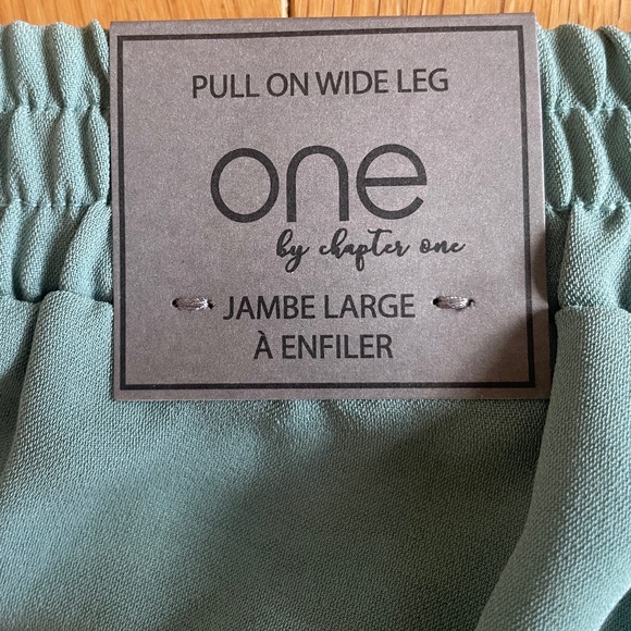 Brand New One by Chapter One Women's Flowy Green Wide Leg Pants - Picture 9 of 12